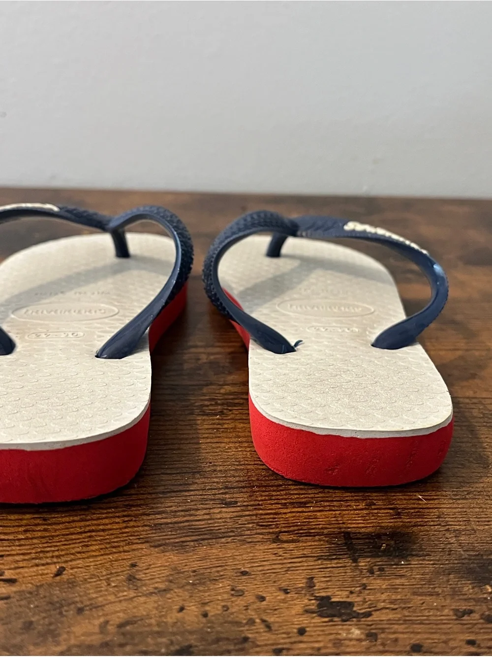 Havaianas Kids Flip Flops - Navy Straps and White Footbed